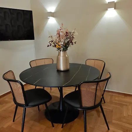 Apartment Caravin Wanderhome Acropolis, 1 Min From Acropolis Museum *