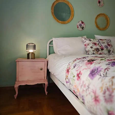 Caravin Wanderhome Acropolis, 1 Min From Acropolis Museum Athens